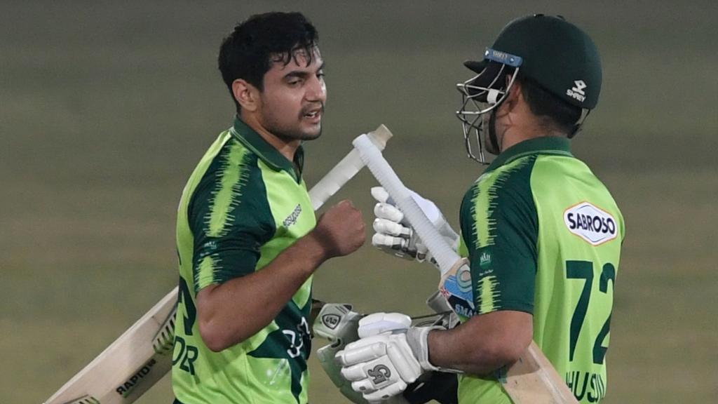 Pakistan put up clinical performance as they defeat Zimbabwe in 2nd T20I